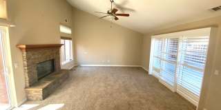 Foxenwood Garden Villa home 2 bedroom + a office Gallery 4