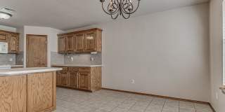 4 Bed | 2 Bath + Edmond Schools + North Hampton Addition Gallery 21
