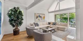 4BR/2.5BA Stunning Spacious Tiburon Home! Pool! Pet Friendly!  PROGRESSIVE Gallery 17