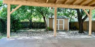 1421 Garden Path Gallery 17