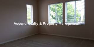 Bethany 4 Bed One Bed & Full Bath on Main Fenced Yard w/EV Charger Close to Schools & Shopping Gallery 16