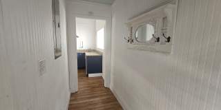 3 BD / 2 BA Unfurnished - One block to the beach Gallery 14