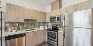 Alley South Lake Union Gallery 2