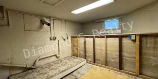 Cute and Clean 2 Bedroom Home Available Now! Gallery 13
