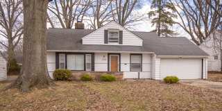 Spacious 3 bedroom/2 bath Cleveland Hts single family house! Gallery 1
