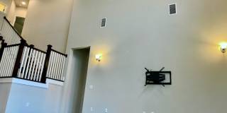 Gorgeous 5 bedroom home. Spacious and Elegant! Gallery 26