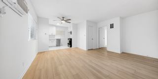 1815 N. Harvard Blvd. Gallery 18