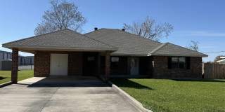 208 Diplomat Way Drive Gallery 1