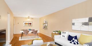 Country Club Gardens Gallery 1