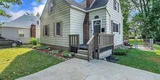 Move-In Ready 3 Bed, 2 Bath in Lansing (Section 8 Approved) Gallery 1