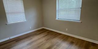 **4/2 Single Family home Available Now!!** Gallery 9