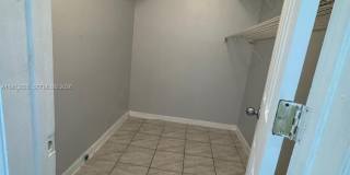 1522 NE 34th Ct Gallery 3
