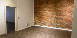 111 N Spring St, Apt 202 Gallery 1