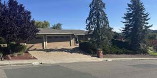 1088 Country Club Dr Gallery 1