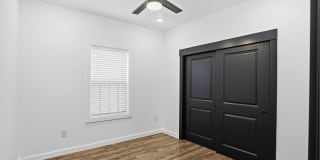 317 Porter St Gallery 20