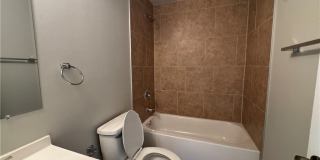 1020/1022 NE 8th Place Gallery 20