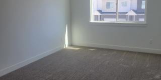 116 East 730 North Upstairs - 1 Gallery 7