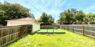 **APPLICATION RECEIVED** MOVE IN SPECIAL Charming Two-Story Home in Stone Oak With Fenced Backyard! Gallery 28