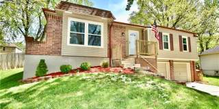 1013 Northwest Berkshire Drive Gallery 1