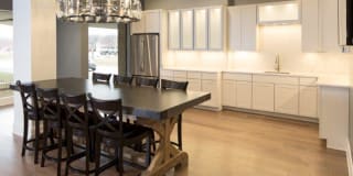 Crystal Plaza Apartments Gallery 72