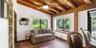 400 33rd Street Gallery 18