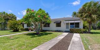 1725 N Lakeside Drive Gallery 6