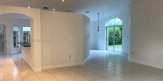 11236 NW 58th Ter Gallery 10