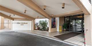 1400 Saint Charles Pl Gallery 1