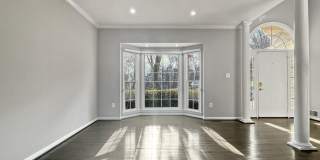 214 W LOCUST Street Gallery 3