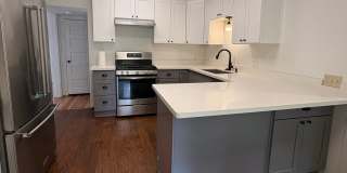 Charming Three Bed West Seattle Vintage Home Near Lincoln Park and Puget Sound! Gallery 5