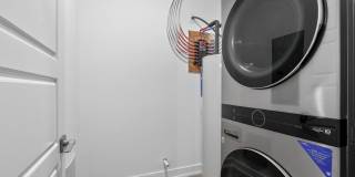 2034 N FRONT Street Gallery 11