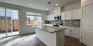 Newer Sacramento 4bd/2.5ba Home! Gallery 7