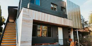 1321 W 36th Place Apartments Gallery 1