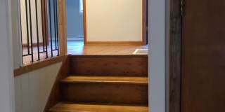 Newly renovated 4BR/2BA home, across from IU Stadium and Golf Course! Gallery 22