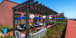 The Henri at Pike and Rose Gallery 28