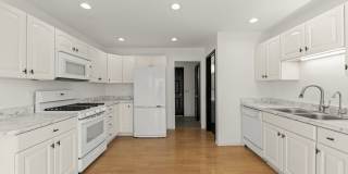 2430 Caton Crest Court Gallery 7