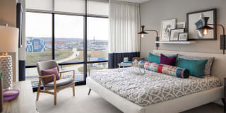 Insignia On M Gallery 12