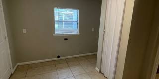 **4/2 Single Family home Available Now!!** Gallery 15