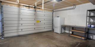 West Linn Single Family 3 Bd/2.5 Bth w/ Basement/Bonus Room. Gallery 34