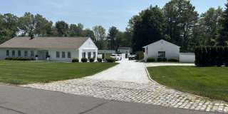 4A Stoneboat Road Gallery 1