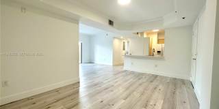 9340 Fontainebleau Blvd Gallery 7