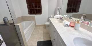 238 SE 2ND Avenue, Hallandale Beach, FL 33009 - 5641 Gallery 19