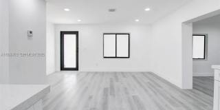 13885 Northwest 5th Avenue Gallery 11