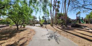 Beautiful 4 Bedroom Home in Green Valley Gallery 45