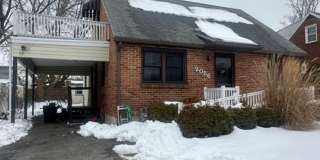3 Bedroom Brick Cape Cod in Central York School District! Gallery 1