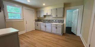 Gorgeous fully remodeled 3 bed/1.5 bath Craftsman-style Bungalow Gorgeous fully remodeled 3 bed/1.5 bath Craftsman-style Bungalow Gallery 11