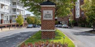 Beautifully maintained 3-bedroom, 2-bath townhome in Nashville’s highly desirable Lennox Village Beautifully maintained 3-bedroom, 2-bath townhome in Nashville’s highly desirable Lennox Village Gallery 34