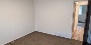 4 Bedroom 1.5 Bath Twin-Home Gallery 14
