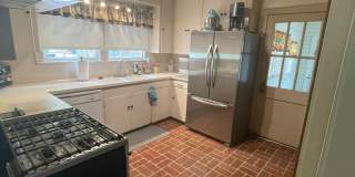 Spacious South Highlands 2 Bedroom Home with flex rooms! Gallery 11