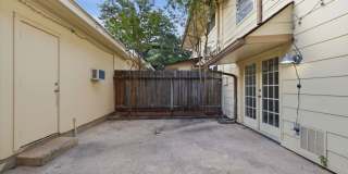 6106 VANCE JACKSON RD Gallery 27